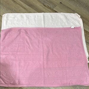 Set of 2 pink first steps 0-6 blankets. Hearts 26x34 in